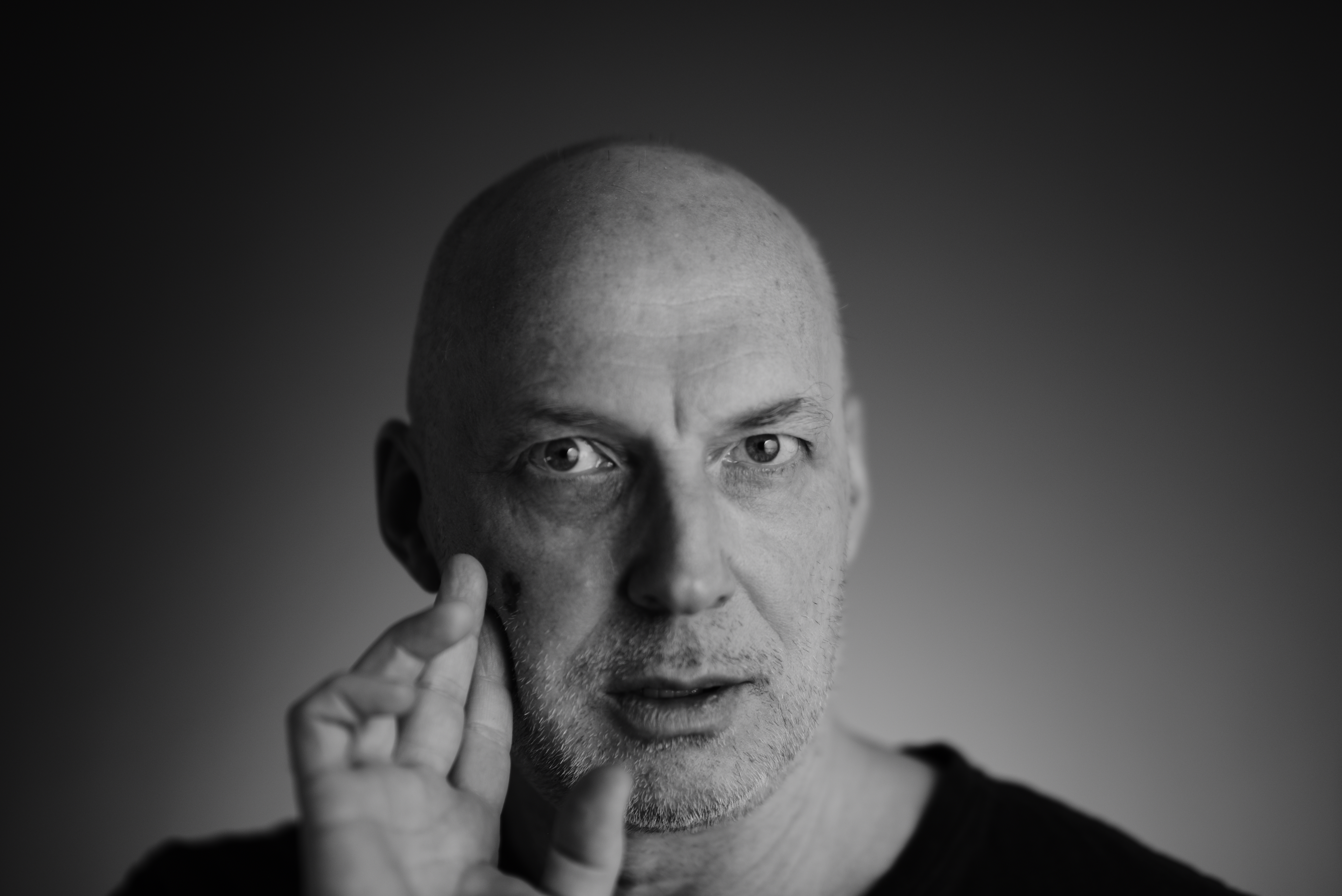 Tom Shelley Agaster Professional Actor Headshot 3
